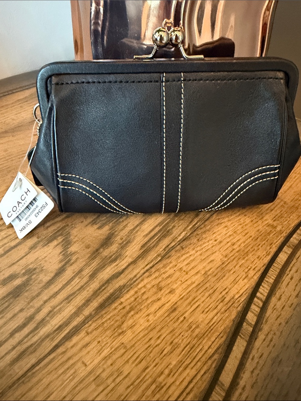 Coach Black Leather Kiss-Lock Frame Clutch with Contrast Stitching
